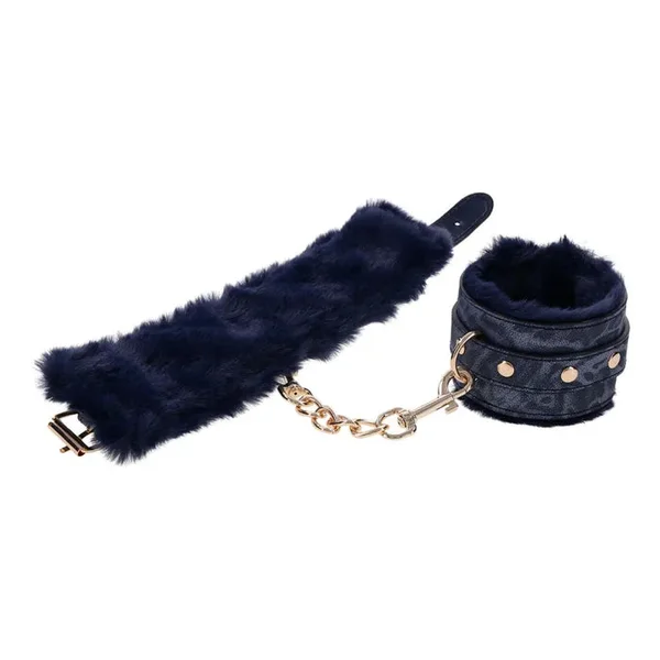 Cougar Fur Handcuffs — image 5 of 8