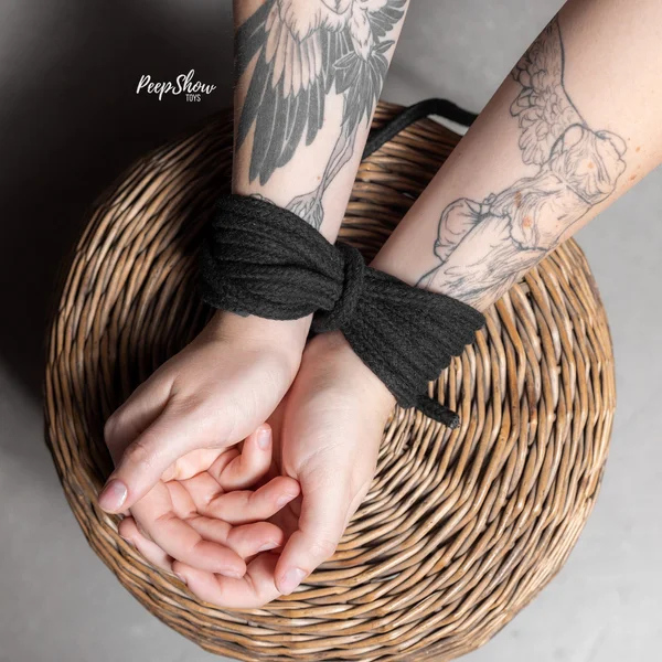 Punishment Black Bondage Rope – 32 Feet — image 5 of 8