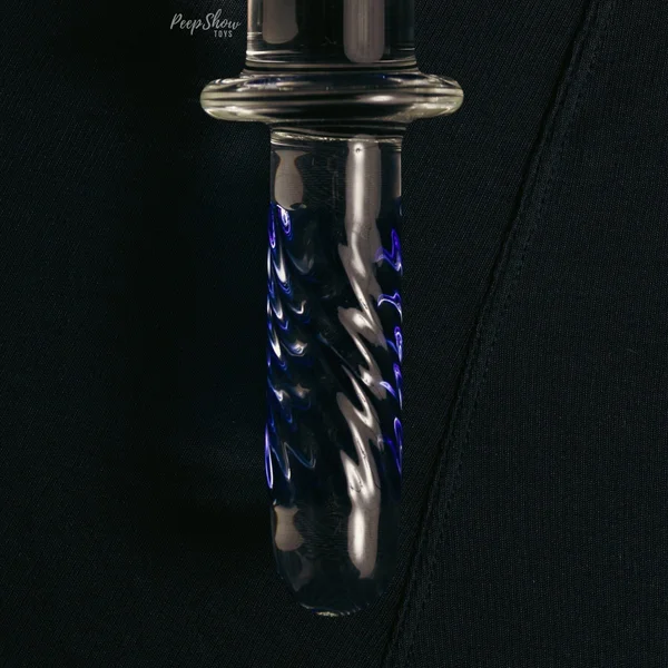 Glas 11-Inch Glass Fisting Dildo — image 11 of 14