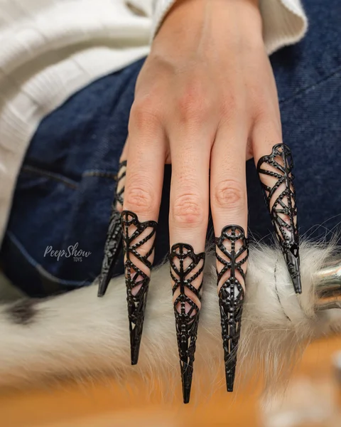 Black Sensory Fingertips - 5 Metal Claws — image 3 of 6