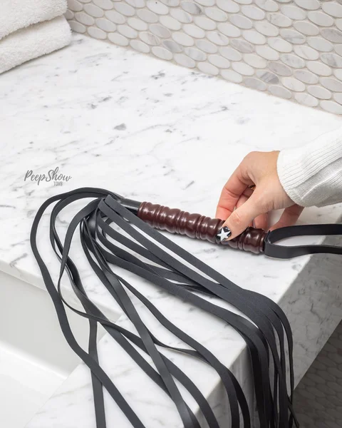 Mahogany Flogger  - 30-Inch Length — image 3 of 6