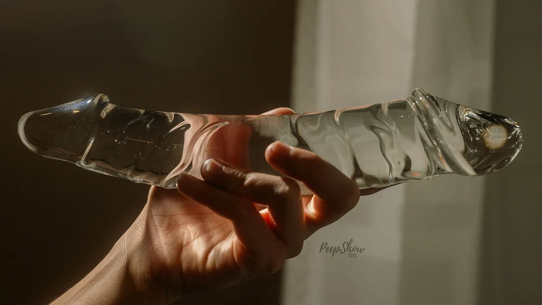 10.5" Girthy Realistic Glass Double Dong by Gläs — image 12 of 20