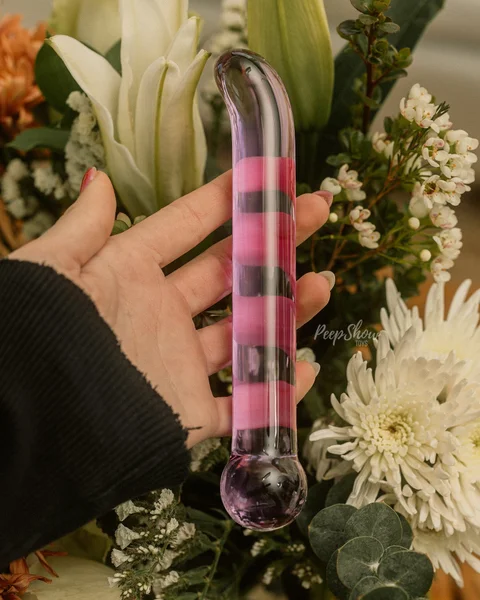 6.75" Purple G-Spot Tickler by Gläs — image 7 of 14