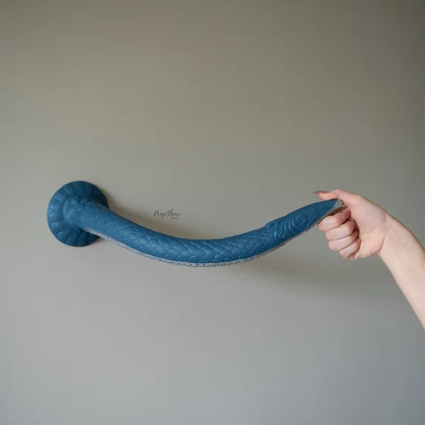 17" Eel Soft Colon Snake with Suction Cup — image 11 of 16