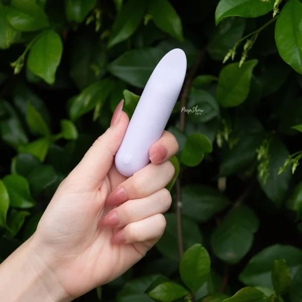 TAWNI Vibelite 12-Function Flickering Vibrator — image 3 of 14