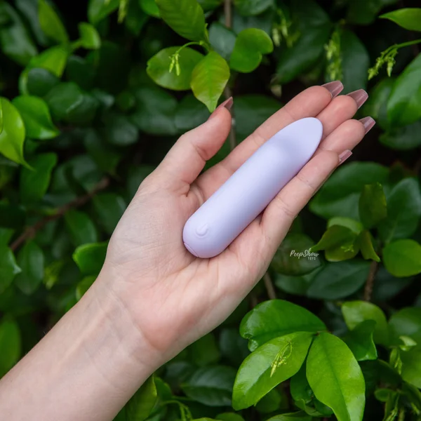 TAWNI Vibelite 12-Function Flickering Vibrator — image 7 of 14