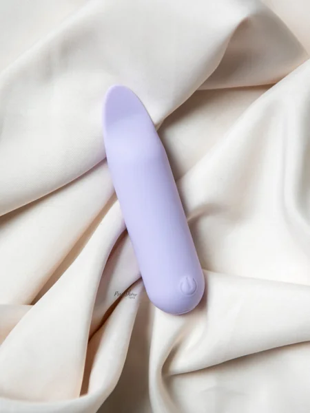 TAWNI Vibelite 12-Function Flickering Vibrator — image 2 of 14