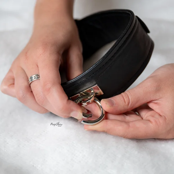 Plain Leather BDSM Collar, Real Leather by Rouge — image 11 of 18