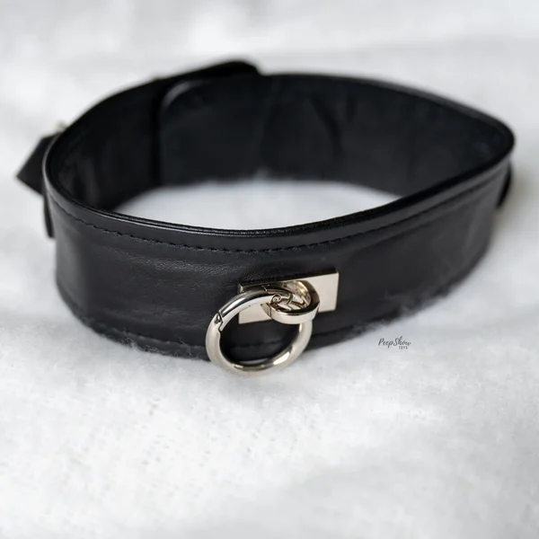 Plain Leather BDSM Collar, Real Leather by Rouge — image 5 of 18