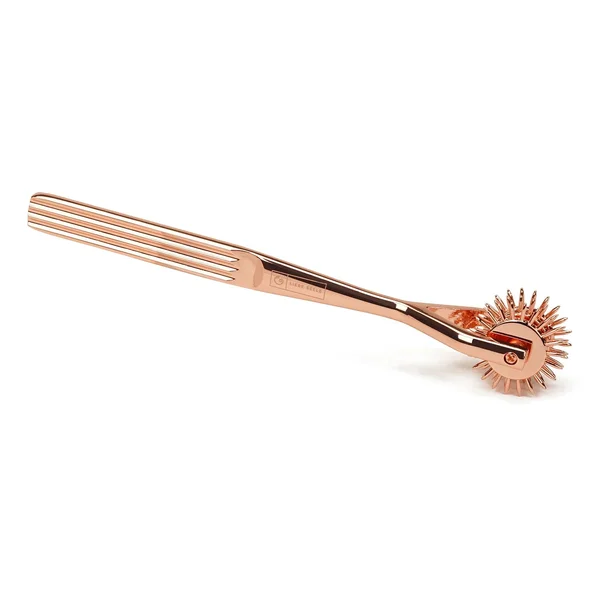 Rouge Triple Pinwheel - Stainless Steel Kink Tool — image 7 of 10