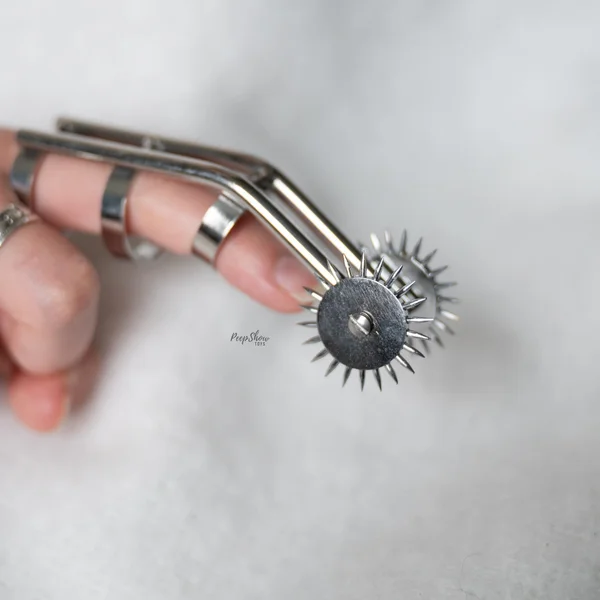 Stainless Steel Cat Claw - Seriously Spiky Sting — image 4 of 14