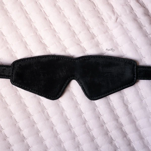 Boudoir Amor Blindfold with Gold Buckle by Liebe Seele — image 4 of 24