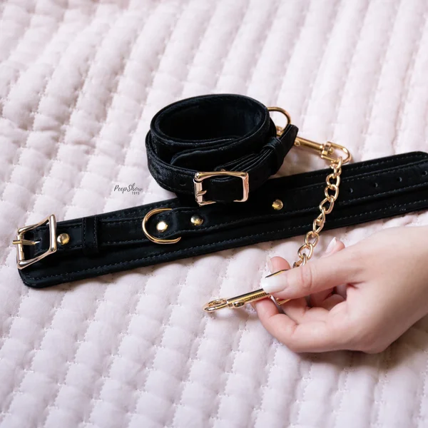 Boudoir Amor Soft-Padded Collar with Leash — image 6 of 25