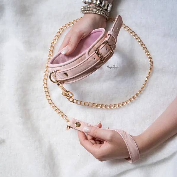 Boudoir Amor Soft-Padded Collar with Leash — image 20 of 25