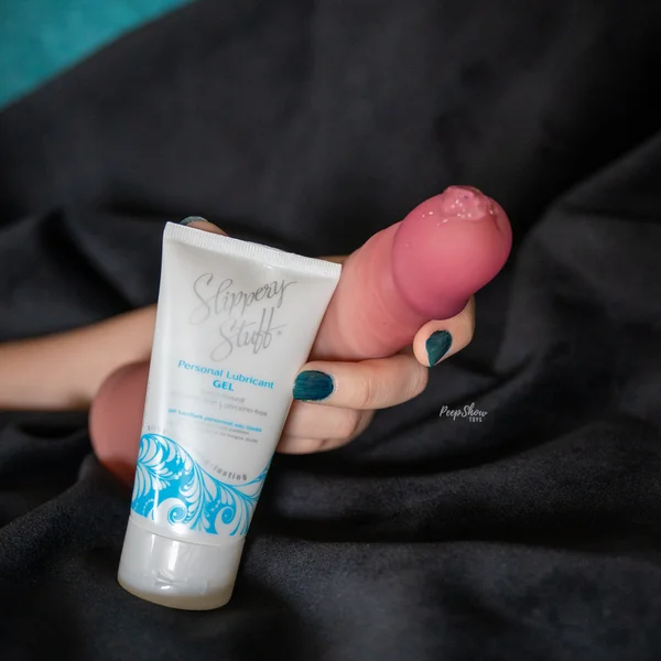 Solina Sex Blanket Bundle + Ultra-Realistic Dildo & Lubricant — image 15 of 25