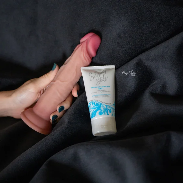 Solina Sex Blanket Bundle + Ultra-Realistic Dildo & Lubricant — image 13 of 25