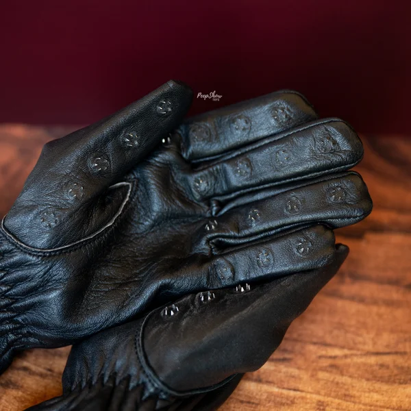 Vampire Gloves - Real Leather with Spikes, Sensory Toy — image 5 of 8