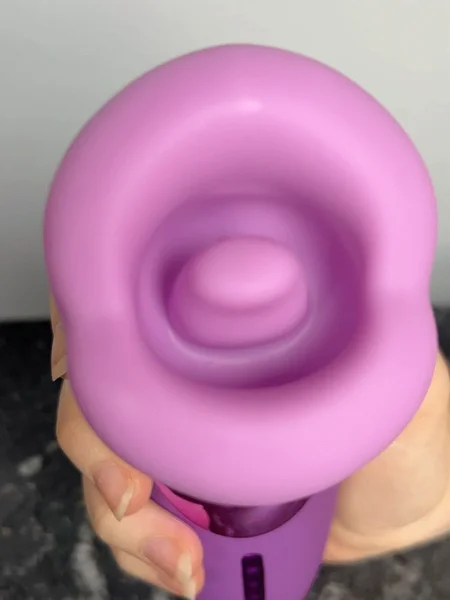 Pleasure Sucker Oral Sex Vibrator, with super-soft silicone lips — image 10 of 20