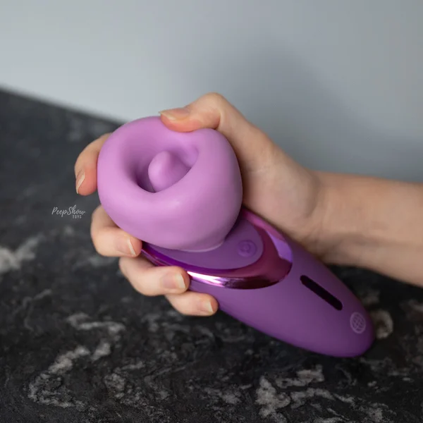 Pleasure Sucker Oral Sex Vibrator, with super-soft silicone lips — image 15 of 20