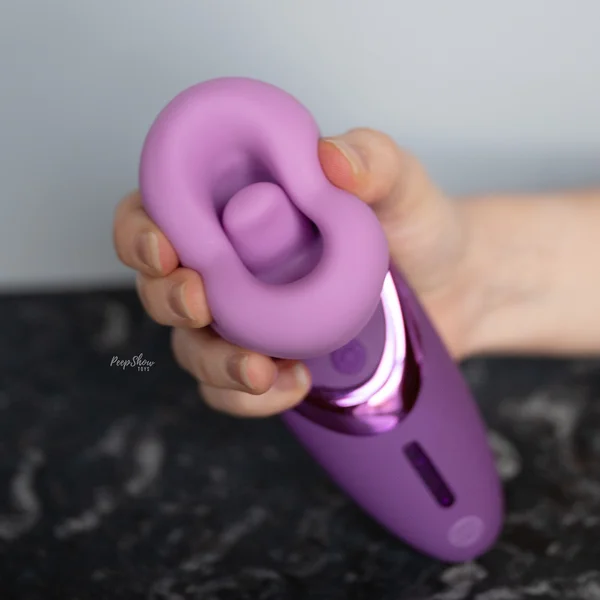 Pleasure Sucker Oral Sex Vibrator, with super-soft silicone lips — image 14 of 20