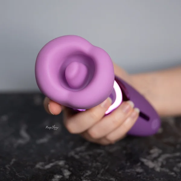 Pleasure Sucker Oral Sex Vibrator, with super-soft silicone lips — image 12 of 20