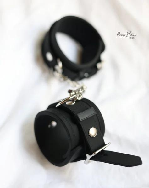 Sil-Cuffs Heavy-Duty Silicone Handcuffs — image 9 of 25