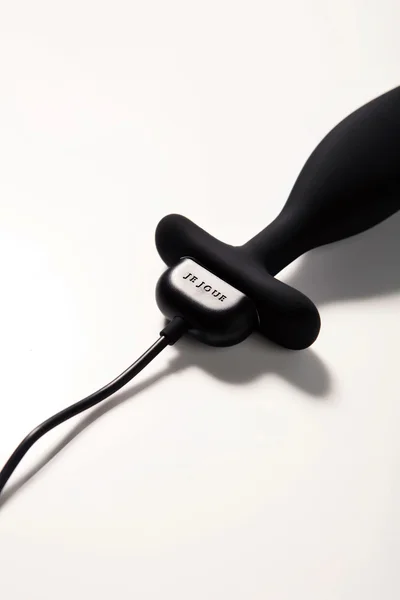 Je Joue Onyx Remote-Control Butt Plug, 5 × 7 Functions — image 15 of 18