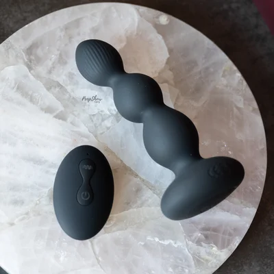 renegade valor vibrating anal beads with remote
