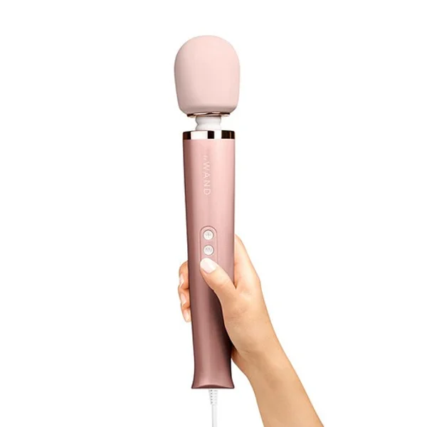 Plug-in massager by Le Wand — image 2 of 6