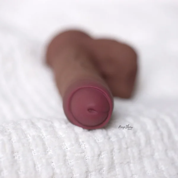 Solina Aura - Uncut & Ultra-Realistic Dual-Density Dildo — image 4 of 25