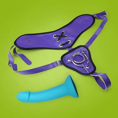 wide back vegan harness and 65 dildo set