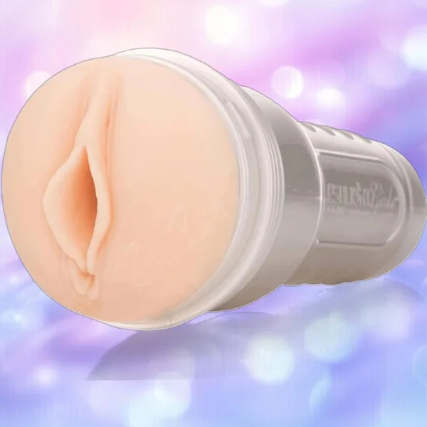 Fleshlight Riley Reid Utopia: Realistic Male Masturbator Sleeve — image 6 of 6