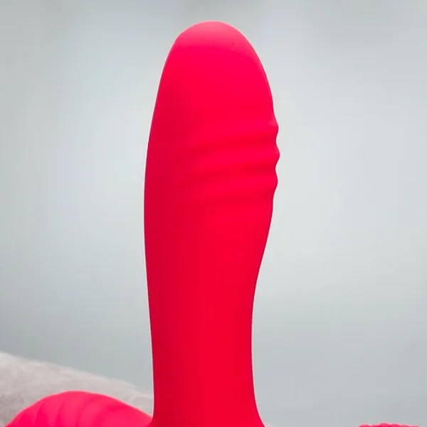 Love stage — image 4 of 12