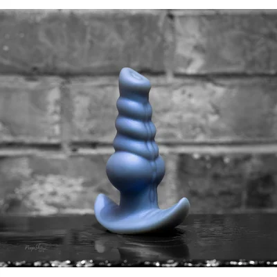 swoll squishy soft silicone knotted plug