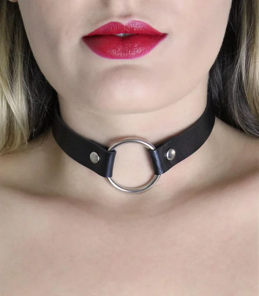 Vegan ORing Bondage Collar — image 4 of 4