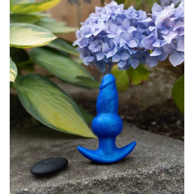 wereknot ez sized vibrating plug with remote control