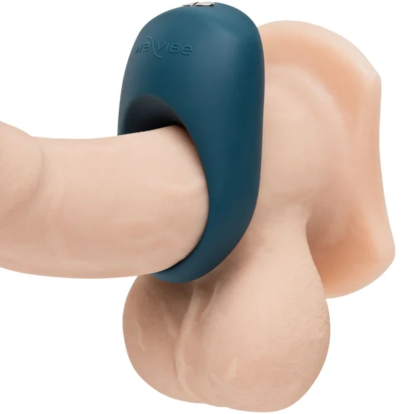 We-Vibe Pivot 2 Vibrating Silicone Rechargeable Couples Ring — image 20 of 25