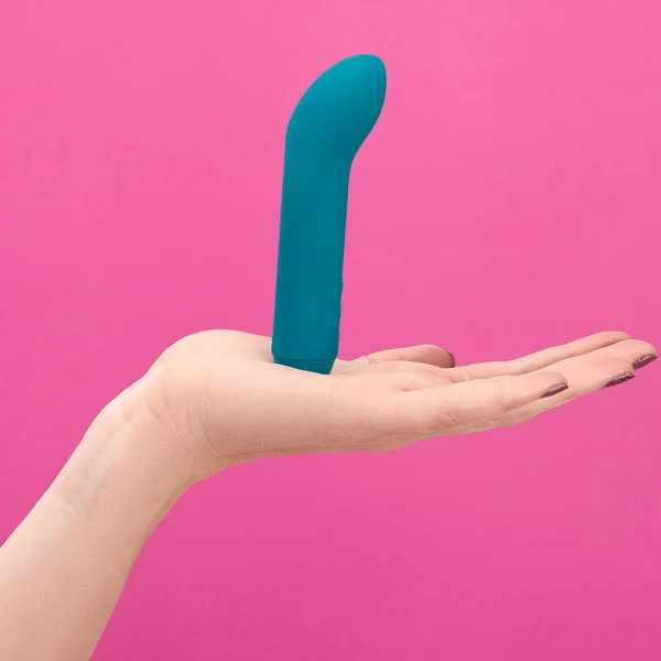 Je Joue G-Spot Bullet Waterproof Rechargeable Silicone Mini Vibrator — image 9 of 19