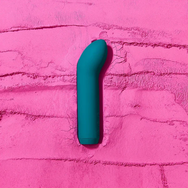 Je Joue G-Spot Bullet Waterproof Rechargeable Silicone Mini Vibrator — image 14 of 19