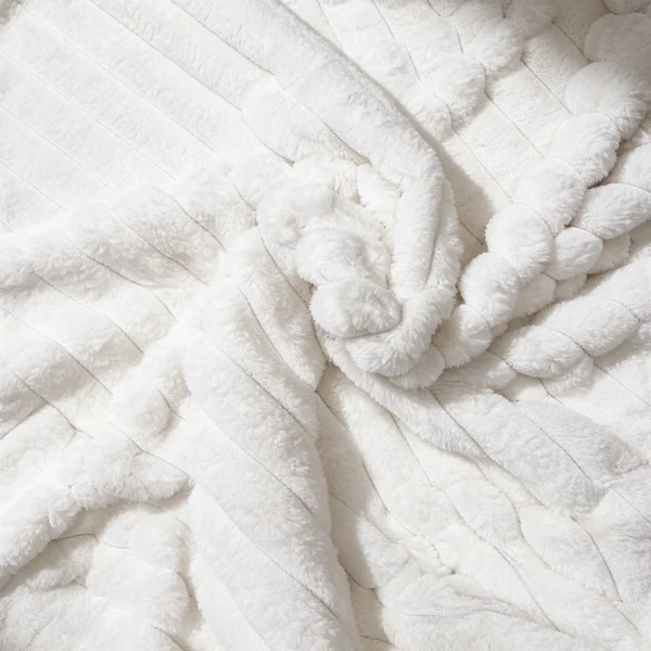 Fascinator Fur Luxe Queen Waterproof Love Throw — image 5 of 25