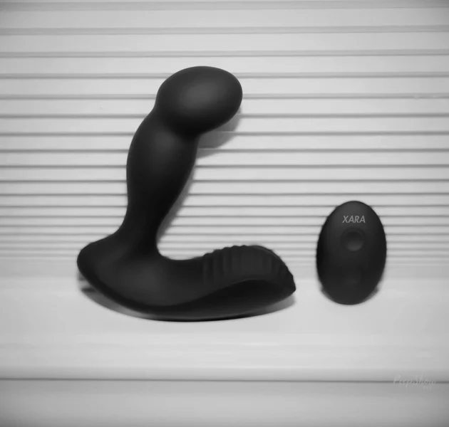Xara Far-Reach Prostate Massager — image 12 of 14