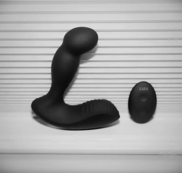 Xara Far-Reach Prostate Massager — image 6 of 14