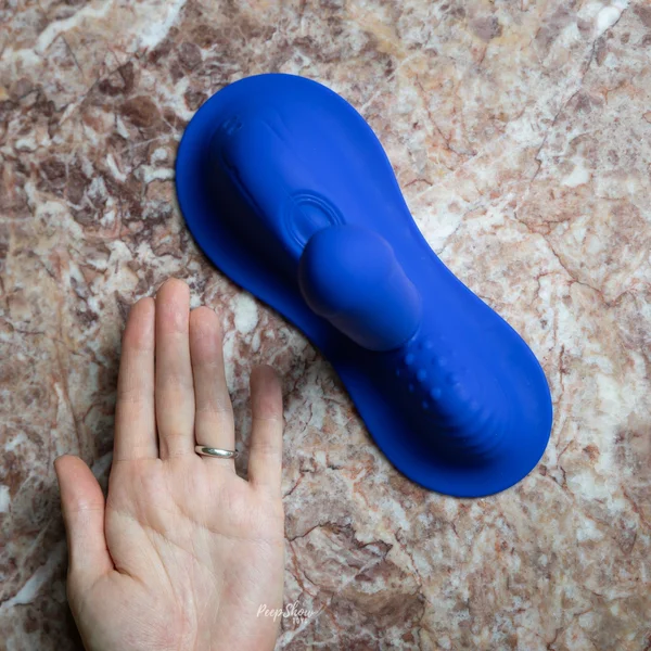 Pulse-Sit - Hands-Free, Sit-On-Top Vibrator — image 11 of 16