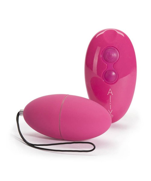 Alive vibrating love egg