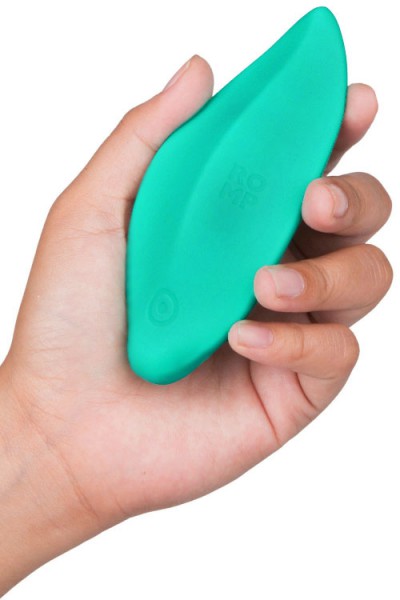 Romp Wave 4.6" Flexible Silicone Lay On Massager