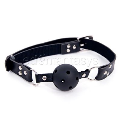 Breathable rubber ball gag