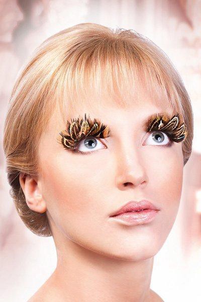 Brown-Beige Feather Eyelashes