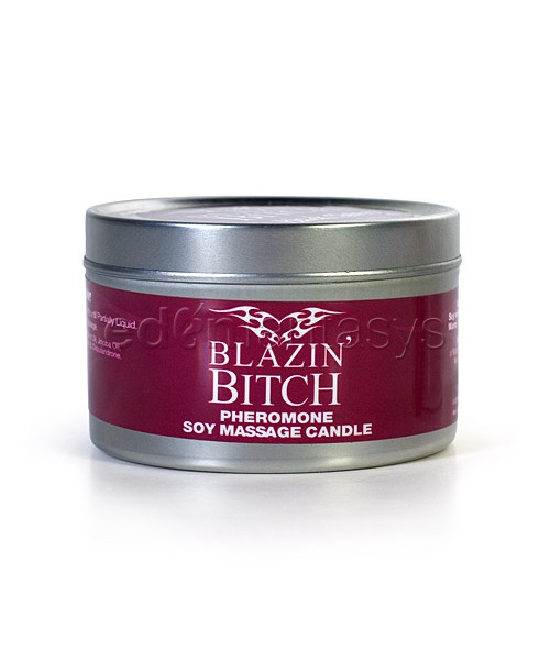 Pheromone soy massage candle