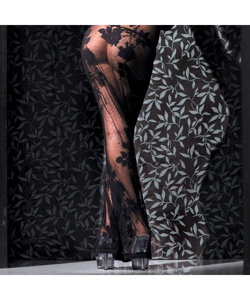 Long sleeve stretch lace gown