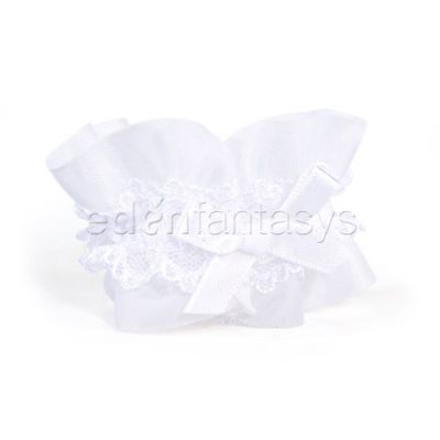 Willy wedding garter